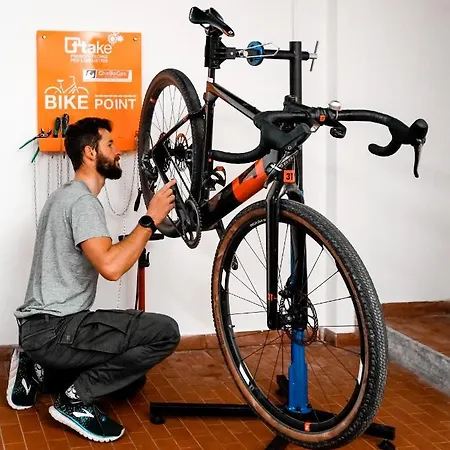 Sci Sport & فندق